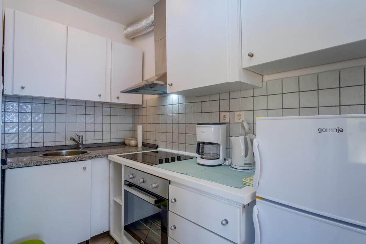 Apartmani Nadalina Veli Lošinj Екстериор снимка