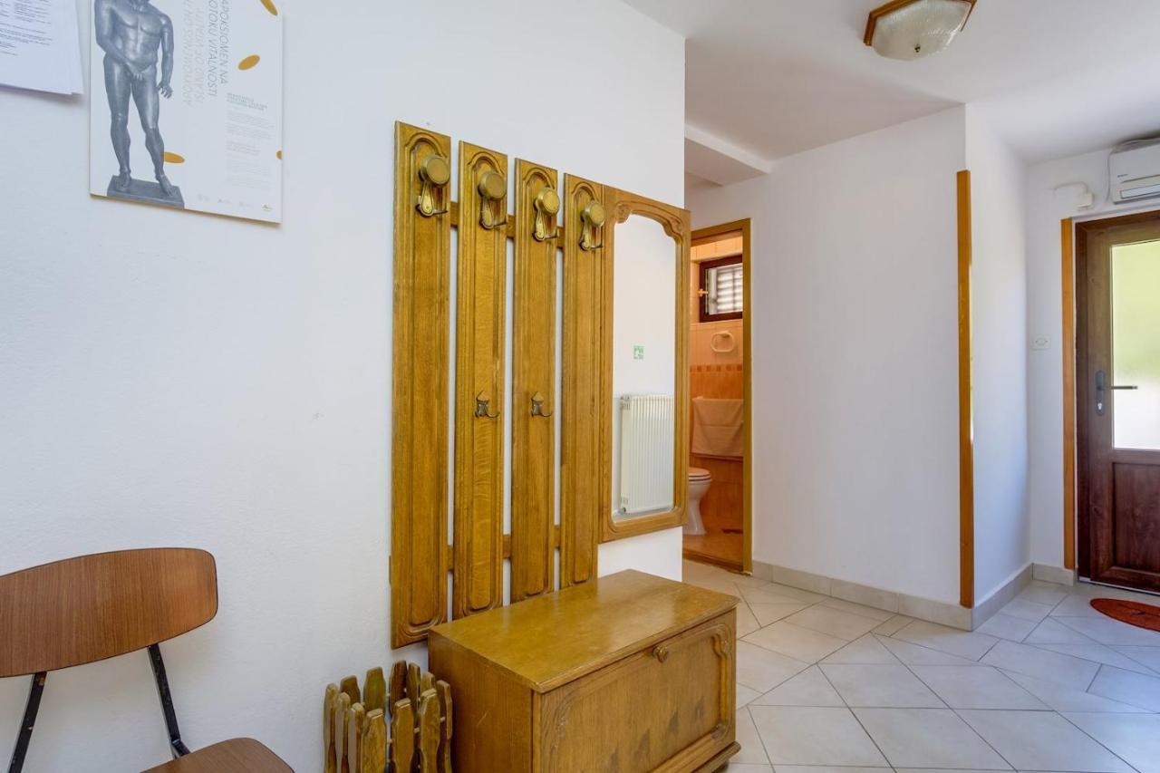 Apartmani Nadalina Veli Lošinj Екстериор снимка