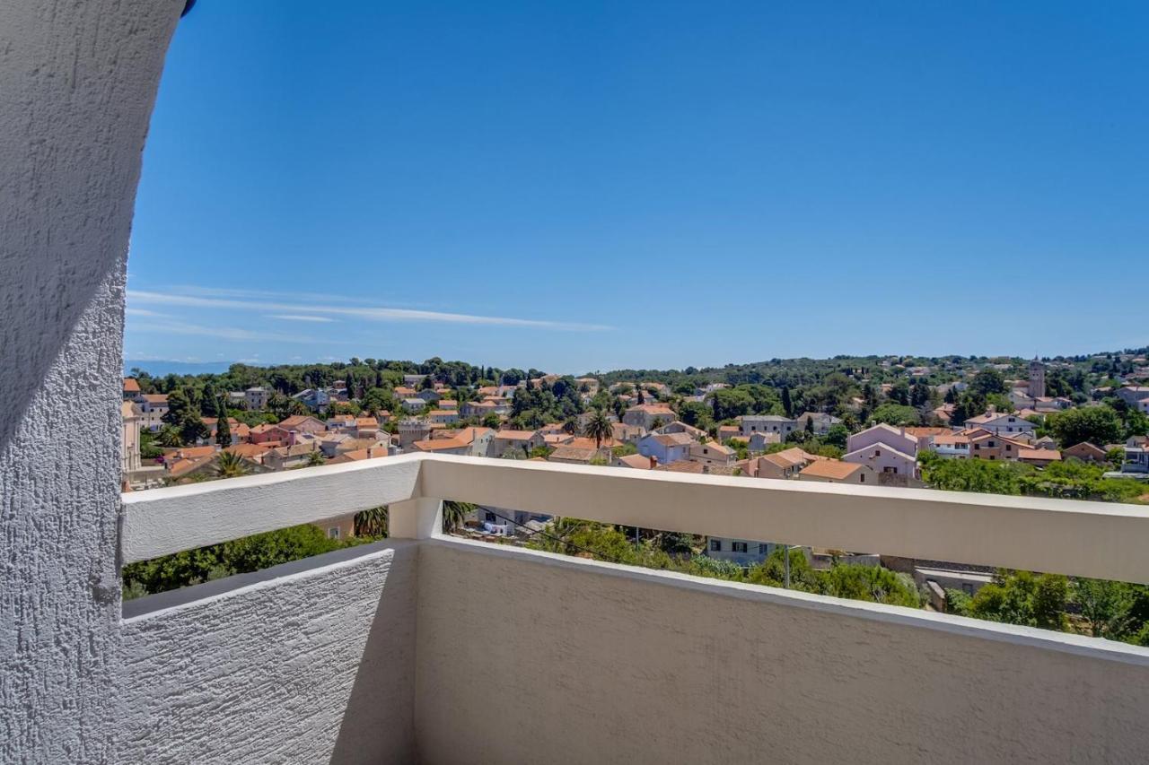 Apartmani Nadalina Veli Lošinj Екстериор снимка
