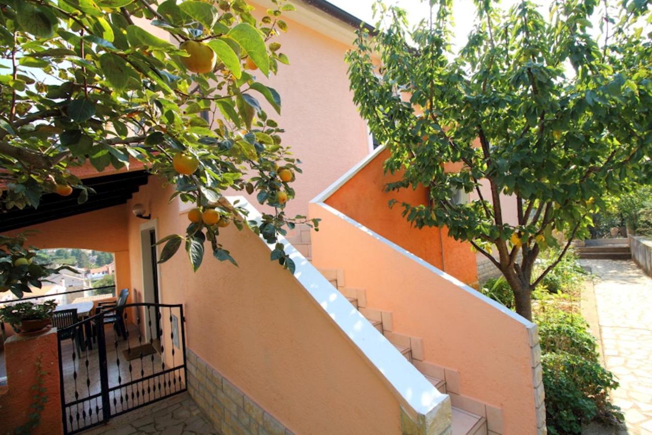 Apartmani Nadalina Veli Lošinj Екстериор снимка