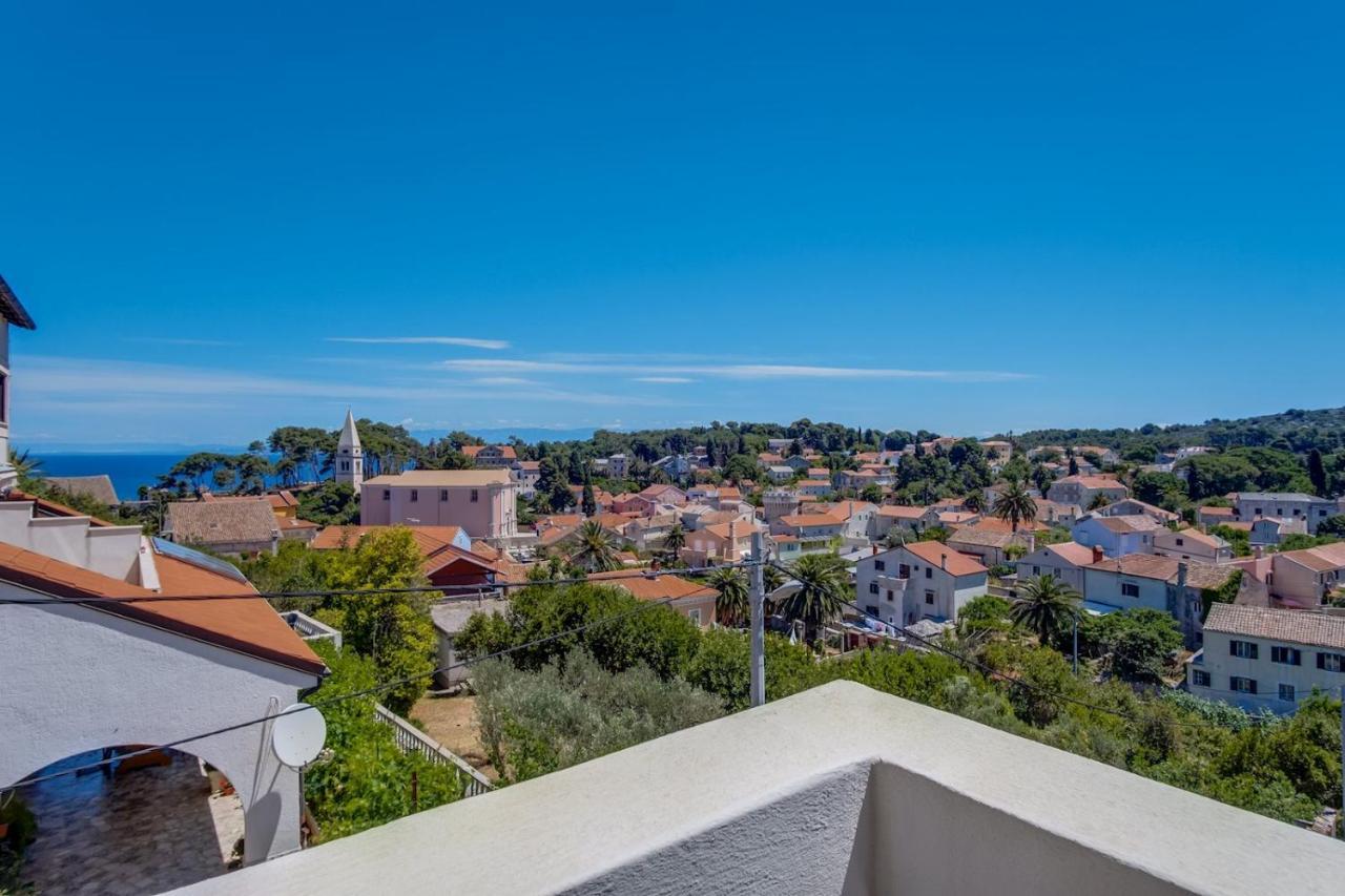 Apartmani Nadalina Veli Lošinj Екстериор снимка