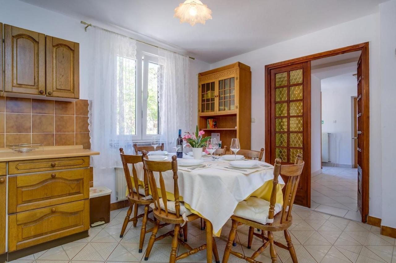 Apartmani Nadalina Veli Lošinj Екстериор снимка