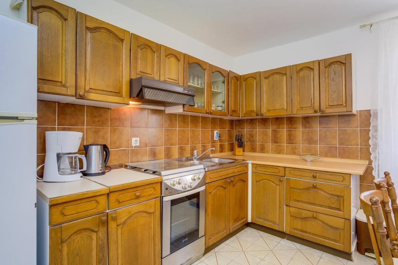 Apartmani Nadalina Veli Lošinj Екстериор снимка