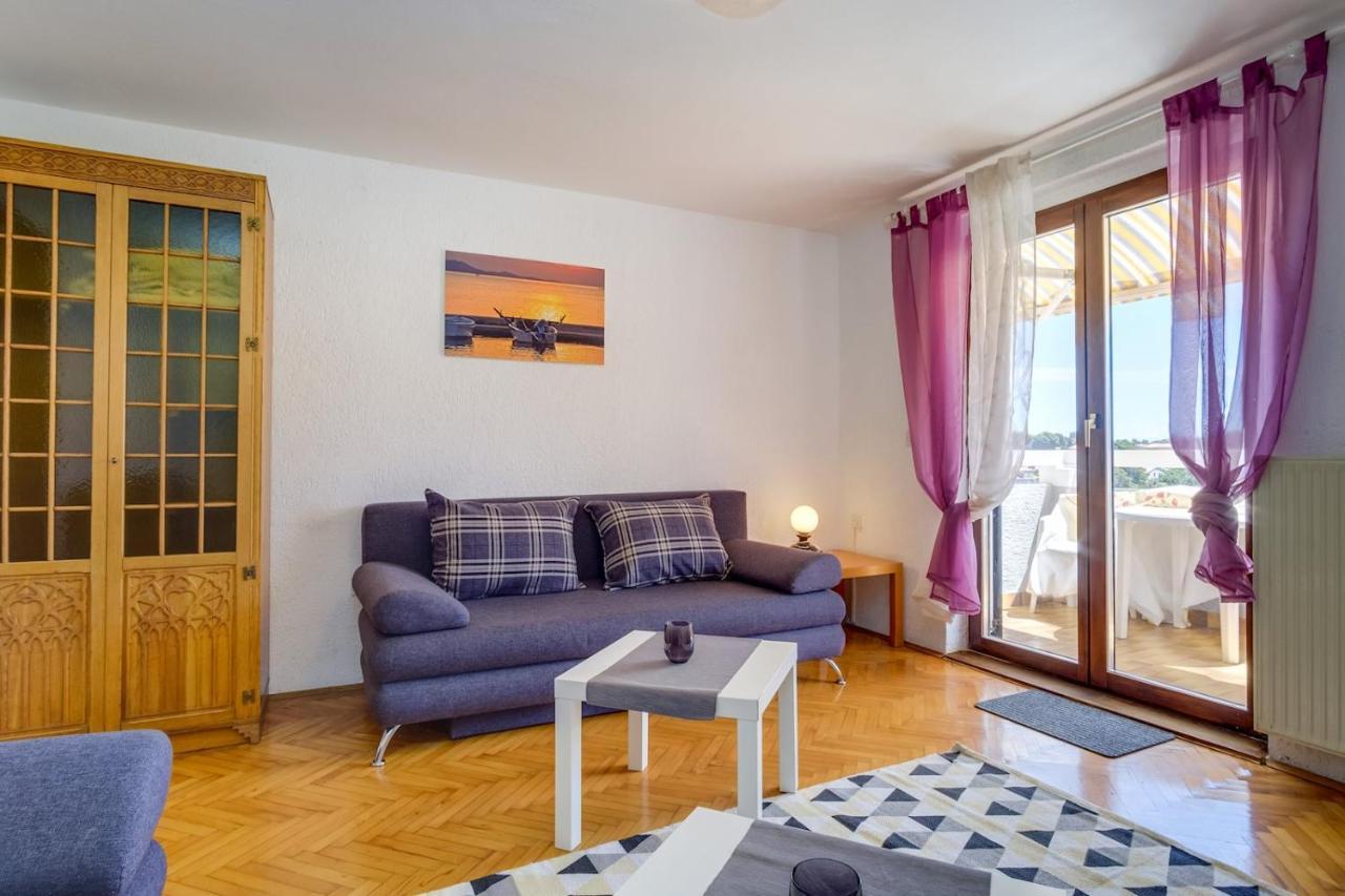 Apartmani Nadalina Veli Lošinj Екстериор снимка