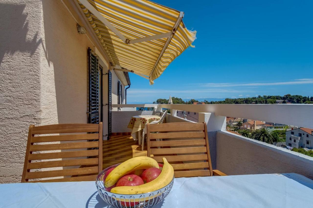 Apartmani Nadalina Veli Lošinj Екстериор снимка