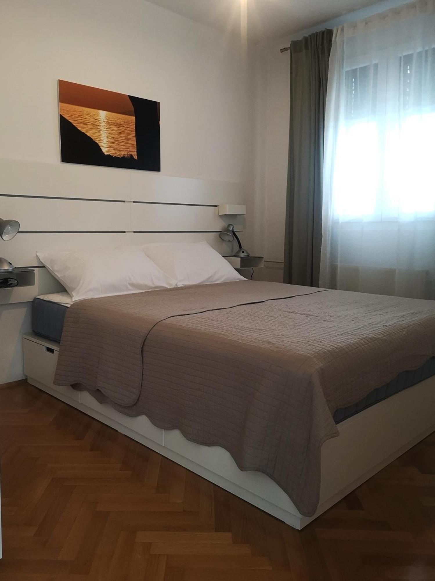 Apartmani Nadalina Veli Lošinj Екстериор снимка